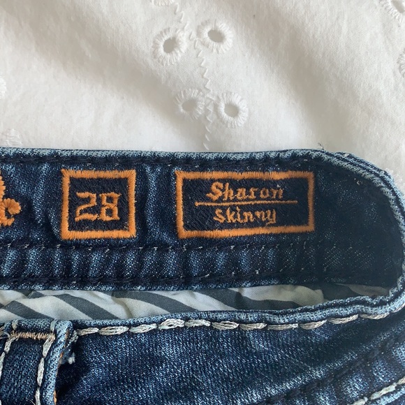 Rock Revival Sharon Skinny Jeans - Picture 3 of 7